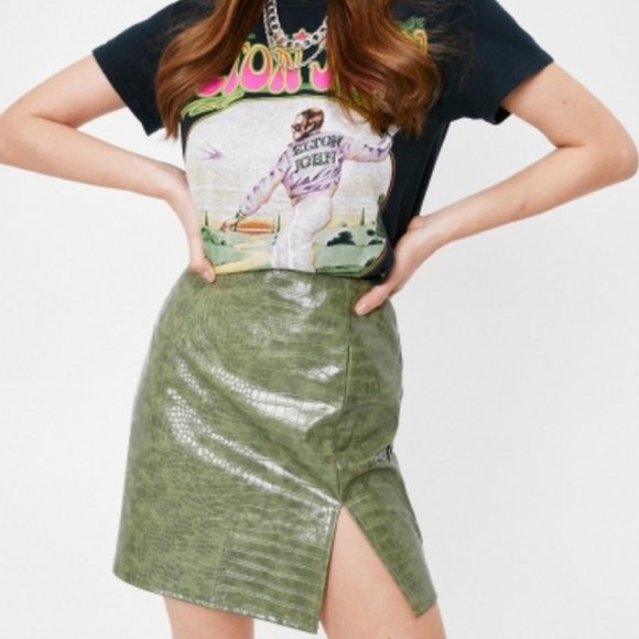 Nasty Gal Green Faux Leather Skirt Size 2 - Picture 1 of 7